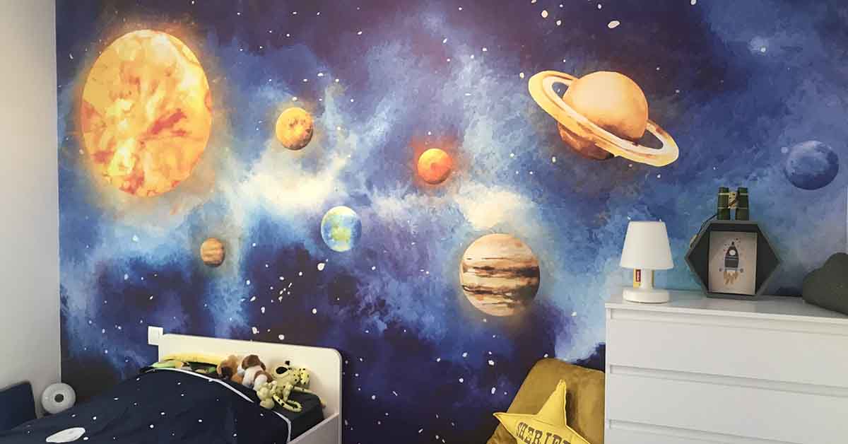 Kinderbehang met astronomie en ruimte