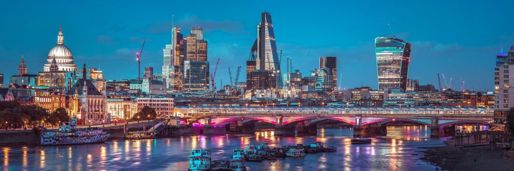 Blackfriars Bridge in Londen
