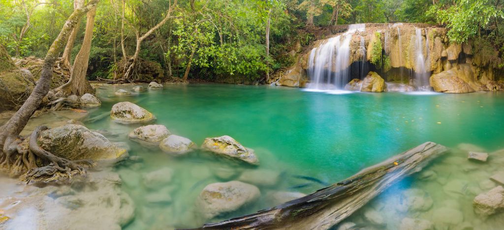 Mooie waterval in Thailand