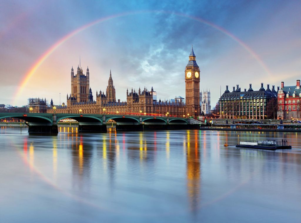 Regenboog boven Londen