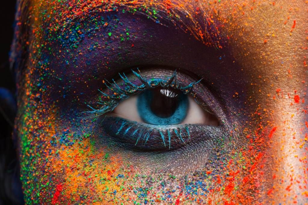 Gezichten & Portret - Kleurrijk oog - Gang