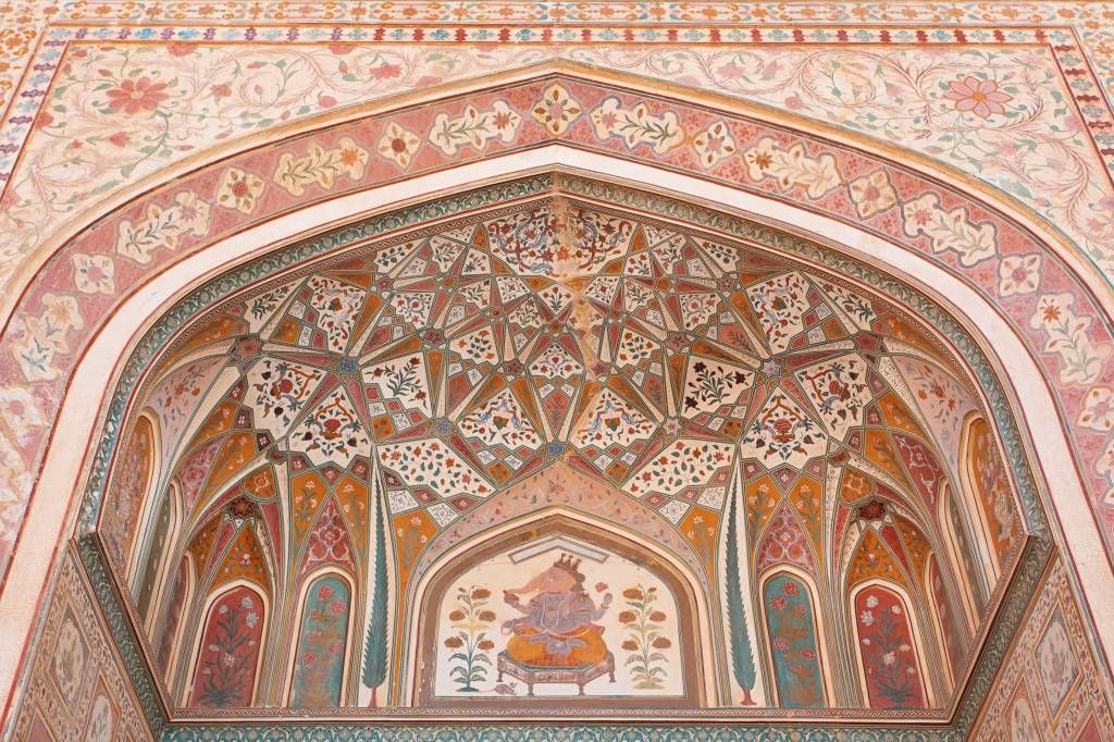 Monumenten - Rijk beschilderde Indiase boog  - Slaapkamer