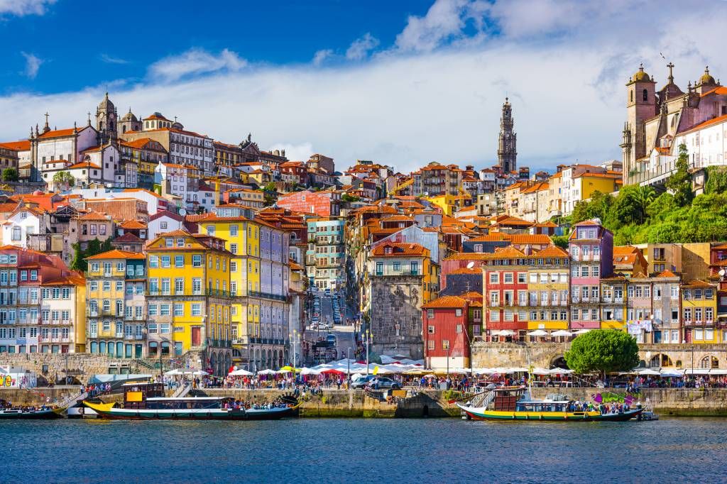 Steden behang - Stad in Portugal - Slaapkamer