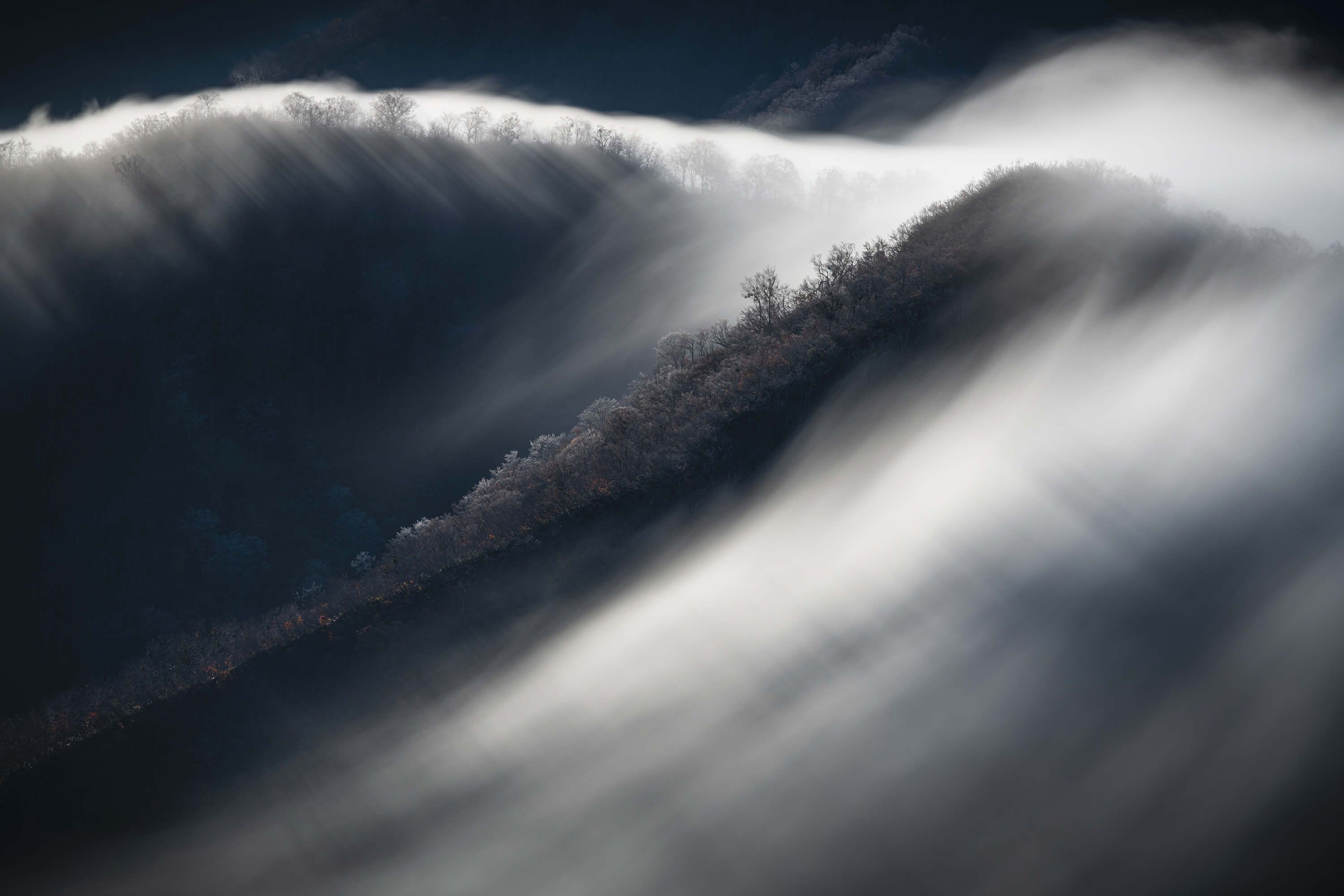  Waterfall clouds and hoarfrost 
