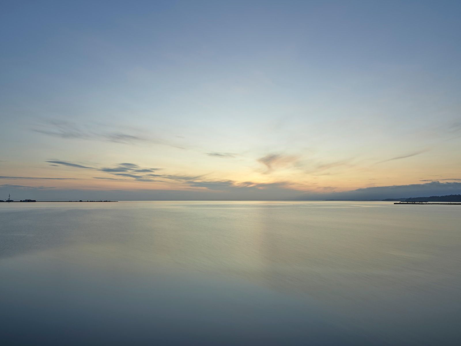 Zonsopkomst bij de kust