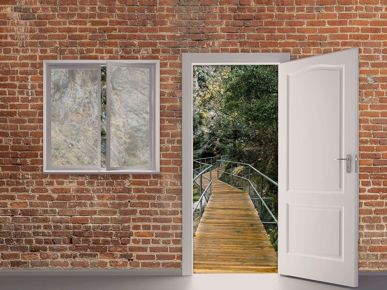 Bosbrug tussen rots en groen