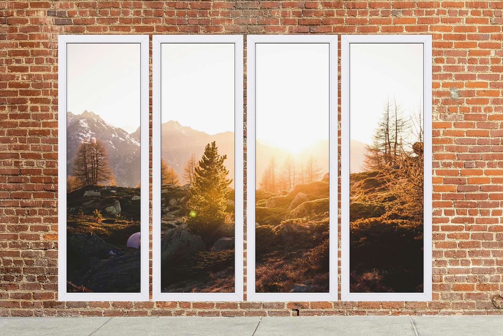 Zonsopkomst in alpenlandschap