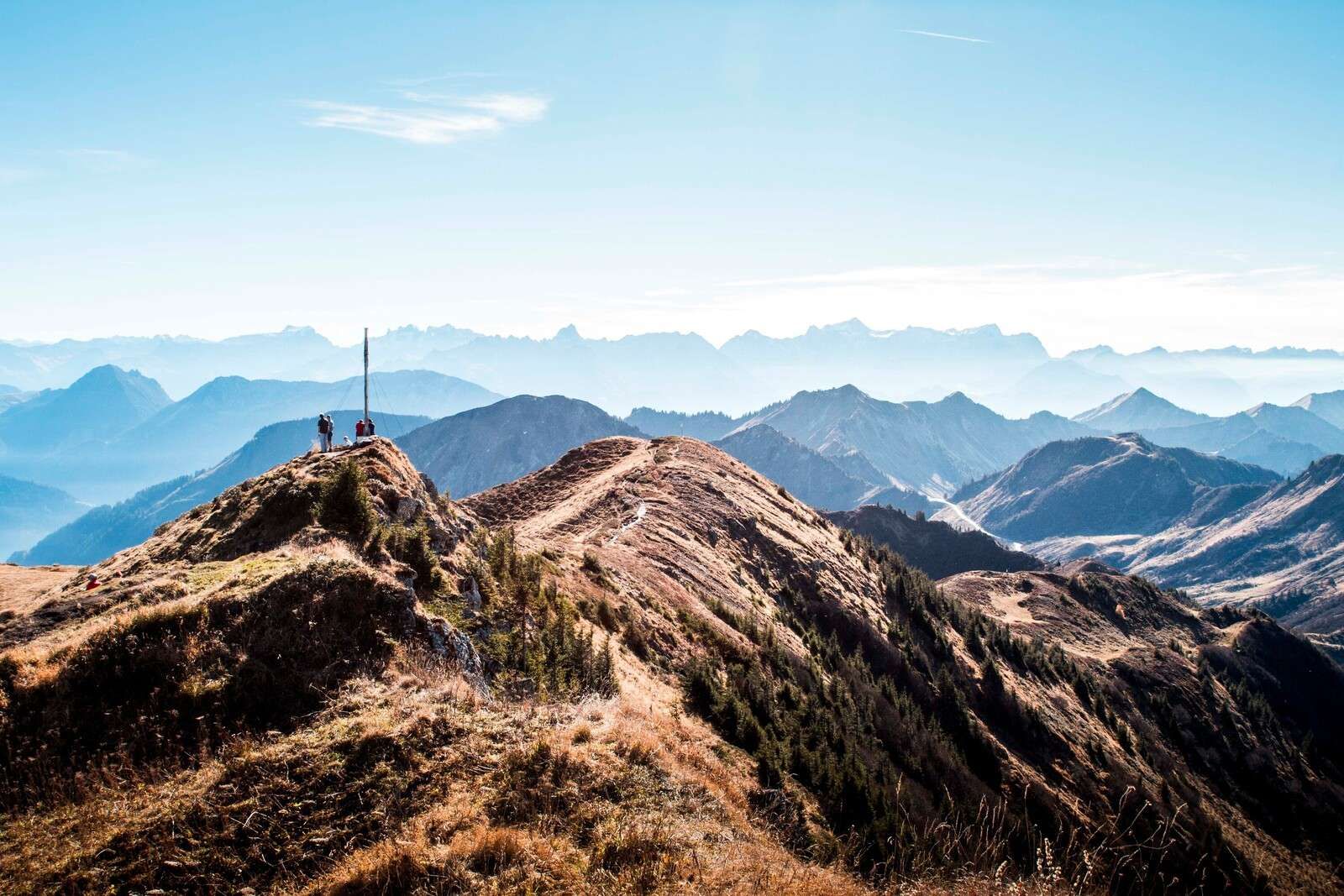 Herfstochtend op bergkam