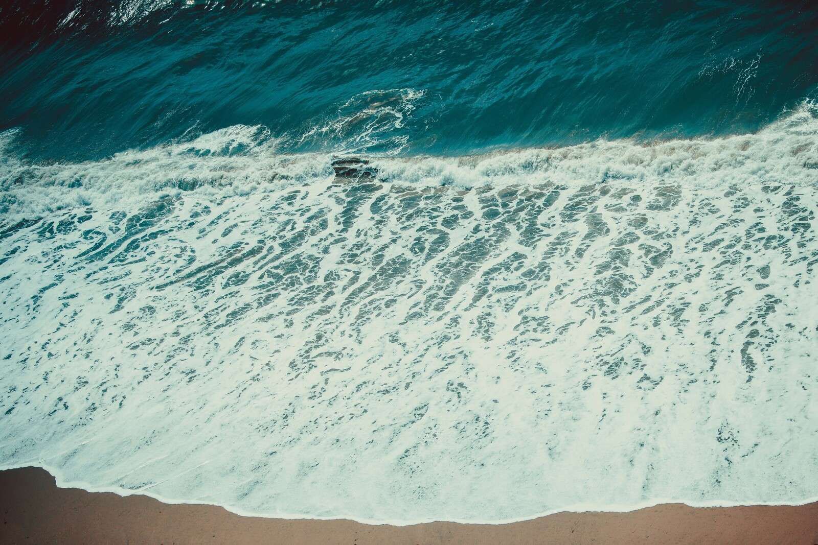 Golvende Branding Aan Het Strand