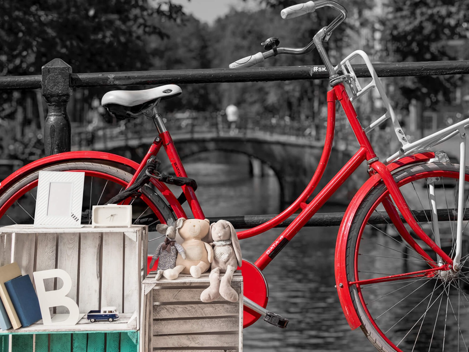 Steden behang - Rode fiets op brug - Slaapkamer 20